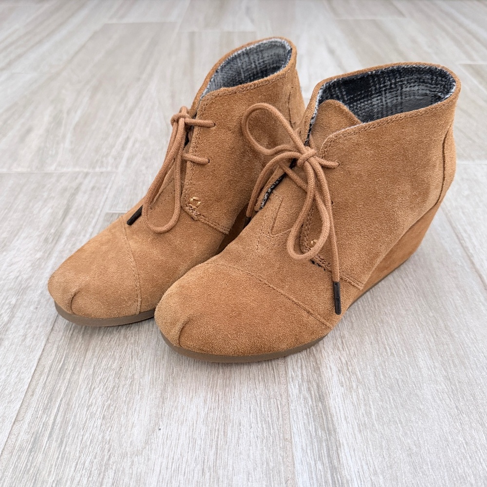 TOMS Suede Wedge Lace Up Booties